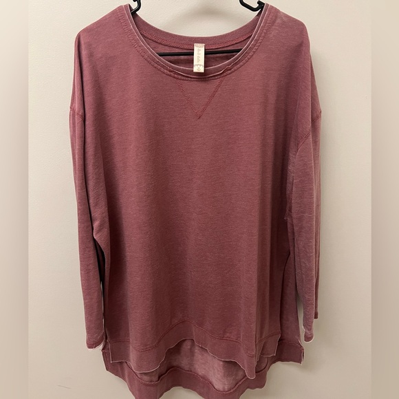 Altar'd State Tops - SOLD! Altar’d State Oversized Top